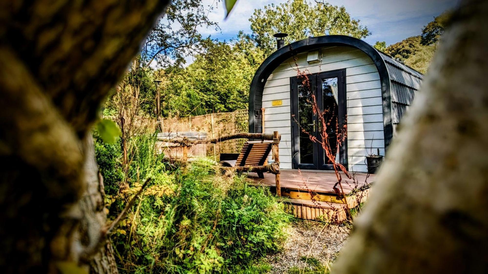 Vila Emlyn'S Coppice - Luxury Woodland Glamping Holywell  Exteriér fotografie