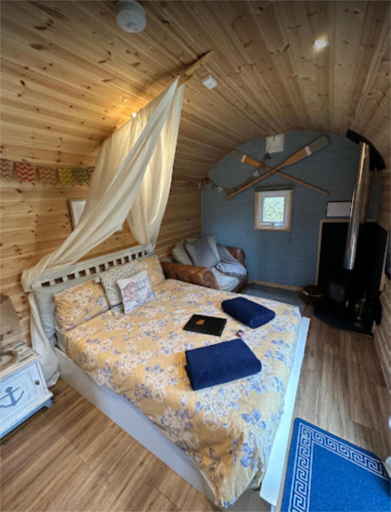 Vila Emlyn'S Coppice - Luxury Woodland Glamping Holywell  Exteriér fotografie