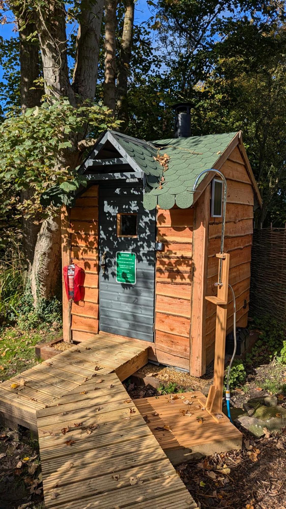 Vila Emlyn'S Coppice - Luxury Woodland Glamping Holywell  Exteriér fotografie