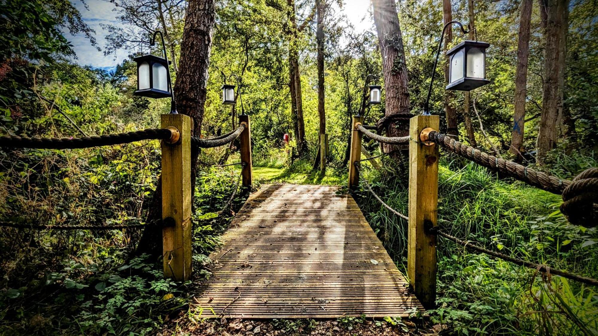 Vila Emlyn'S Coppice - Luxury Woodland Glamping Holywell  Exteriér fotografie