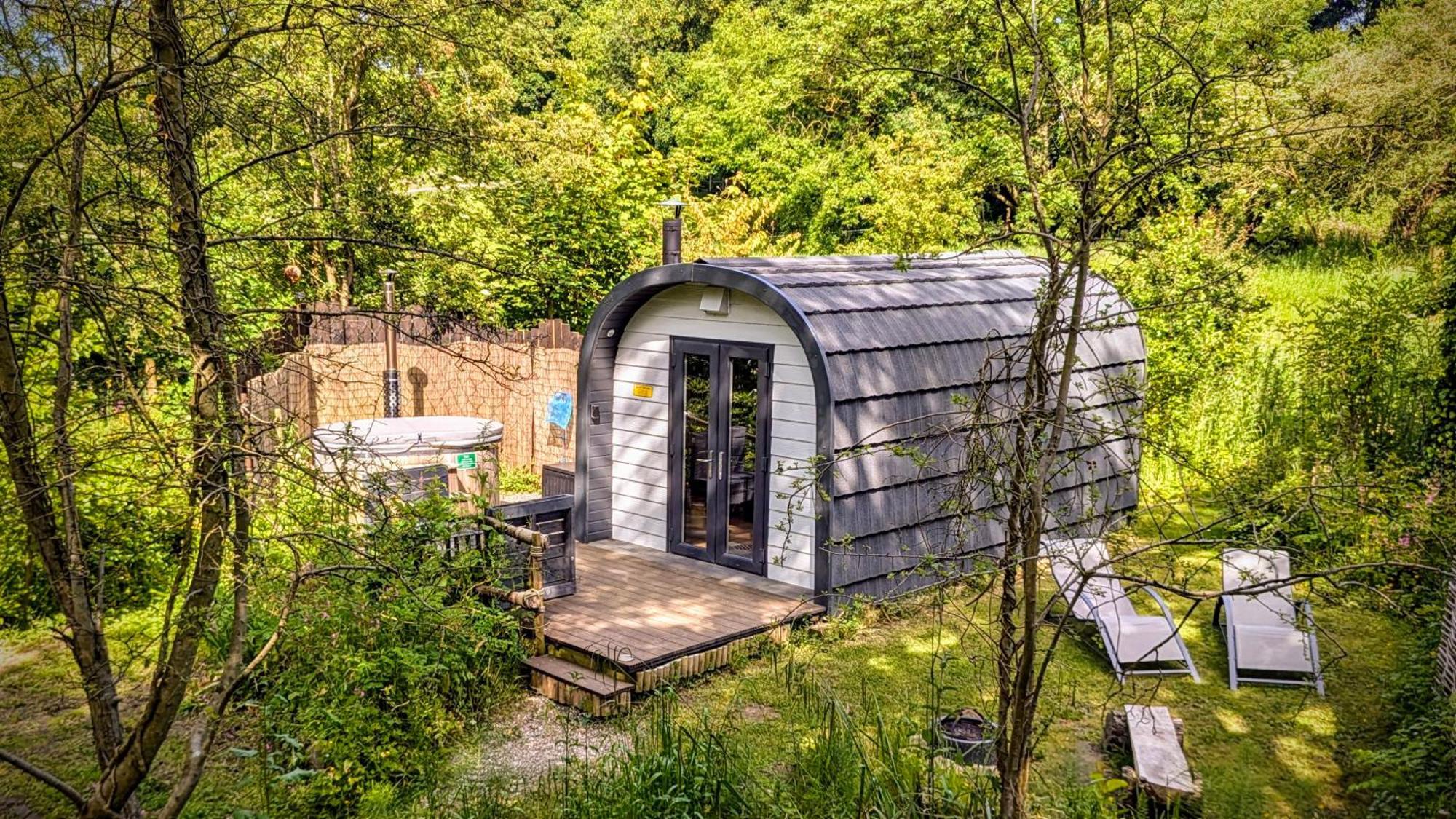 Vila Emlyn'S Coppice - Luxury Woodland Glamping Holywell  Exteriér fotografie