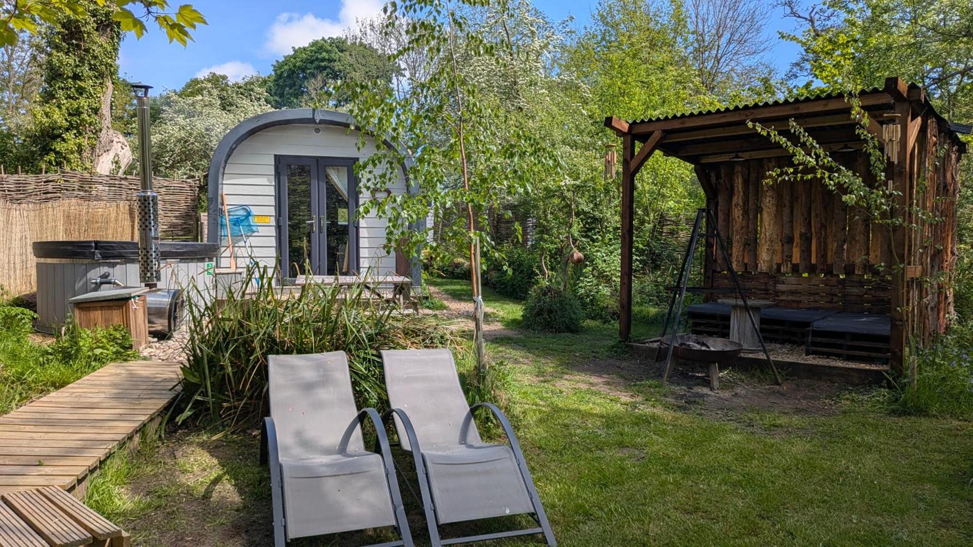 Vila Emlyn'S Coppice - Luxury Woodland Glamping Holywell  Exteriér fotografie